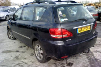 Porte avant droit TOYOTA AVENSIS VERSO