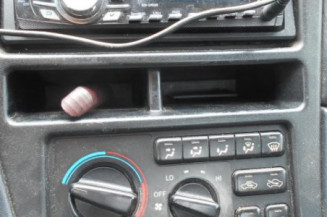 Serrure avant droit TOYOTA CELICA 4