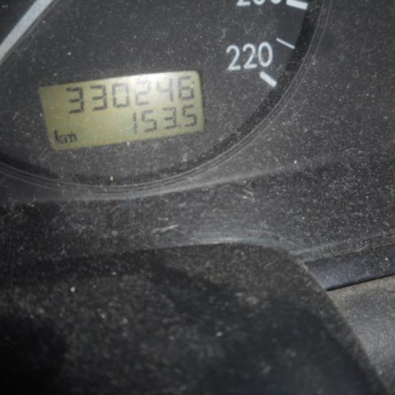 Malle/Hayon arriere VOLKSWAGEN PASSAT 4 Photo n°8