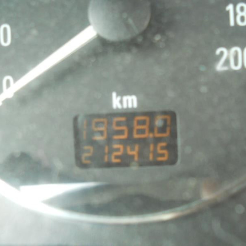 Capot OPEL MERIVA A Photo n°9