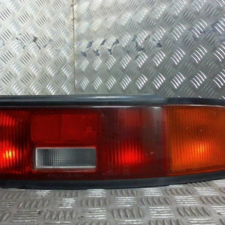 Feu arriere principal gauche (feux) MAZDA 323 4 Photo n°1