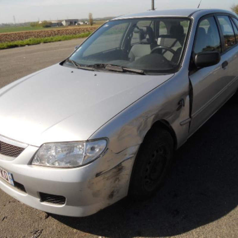 Malle/Hayon arriere MAZDA 323 6 Photo n°4