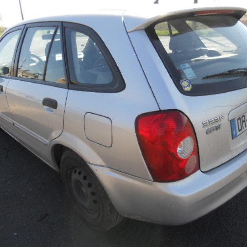 Malle/Hayon arriere MAZDA 323 6 Photo n°7