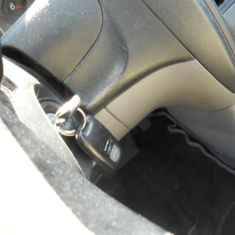 Malle/Hayon arriere MAZDA 323 6 Photo n°11