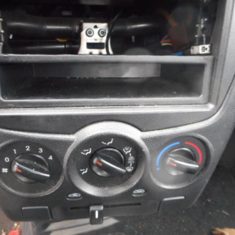 Bouton de warning KIA PICANTO 1 Photo n°10