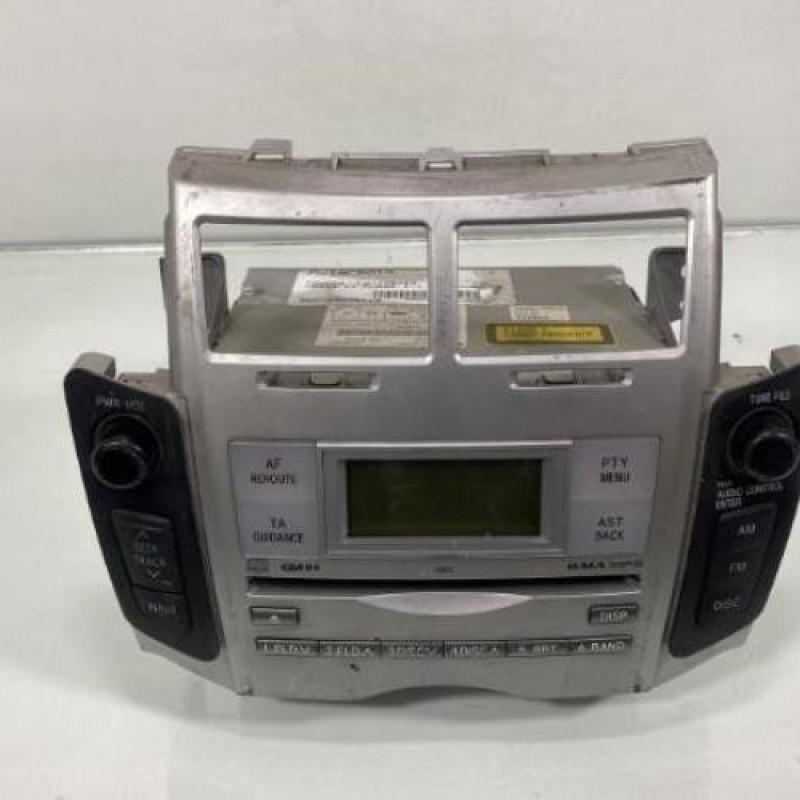 Autoradio d'origine TOYOTA YARIS 2 Photo n°1
