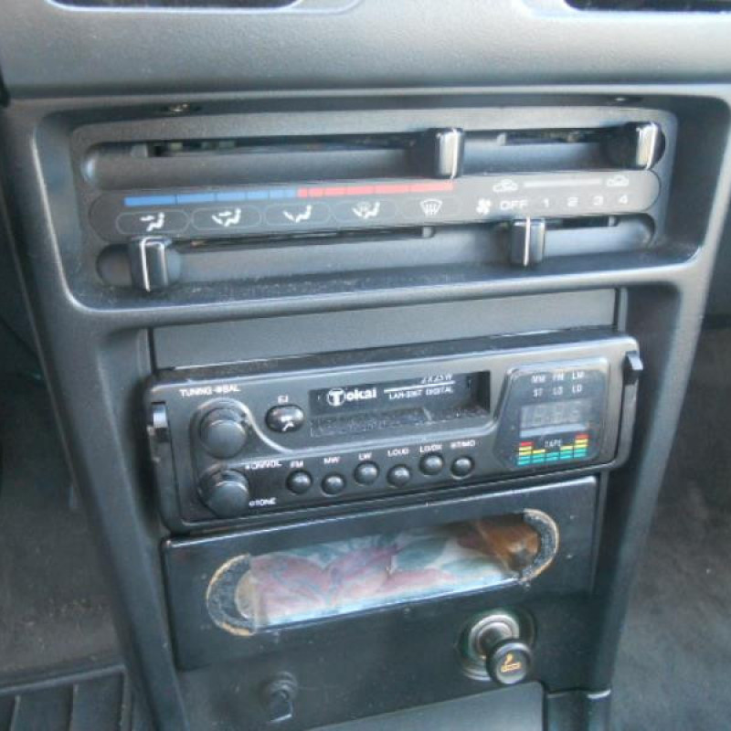 Repetiteur clignotant avant droit  (Feux) MAZDA 323 4 Photo n°8
