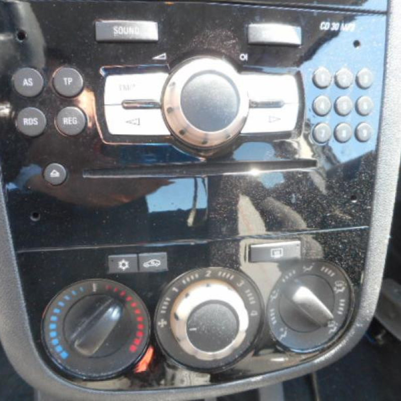 Autoradio d'origine OPEL CORSA D Photo n°10