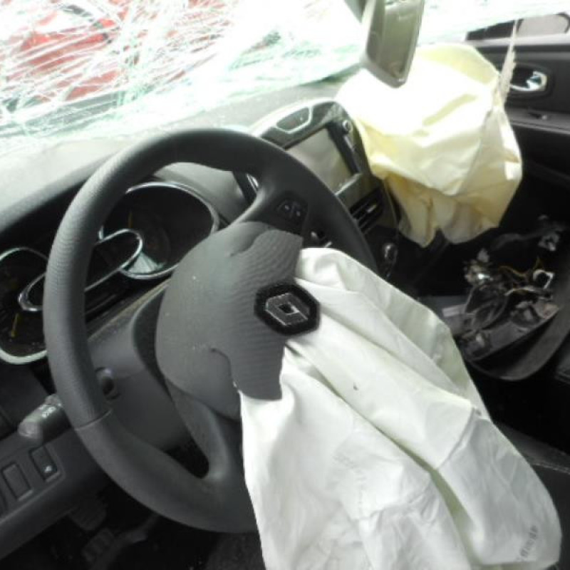 Poignee interieur avant gauche RENAULT CLIO 4 Photo n°8