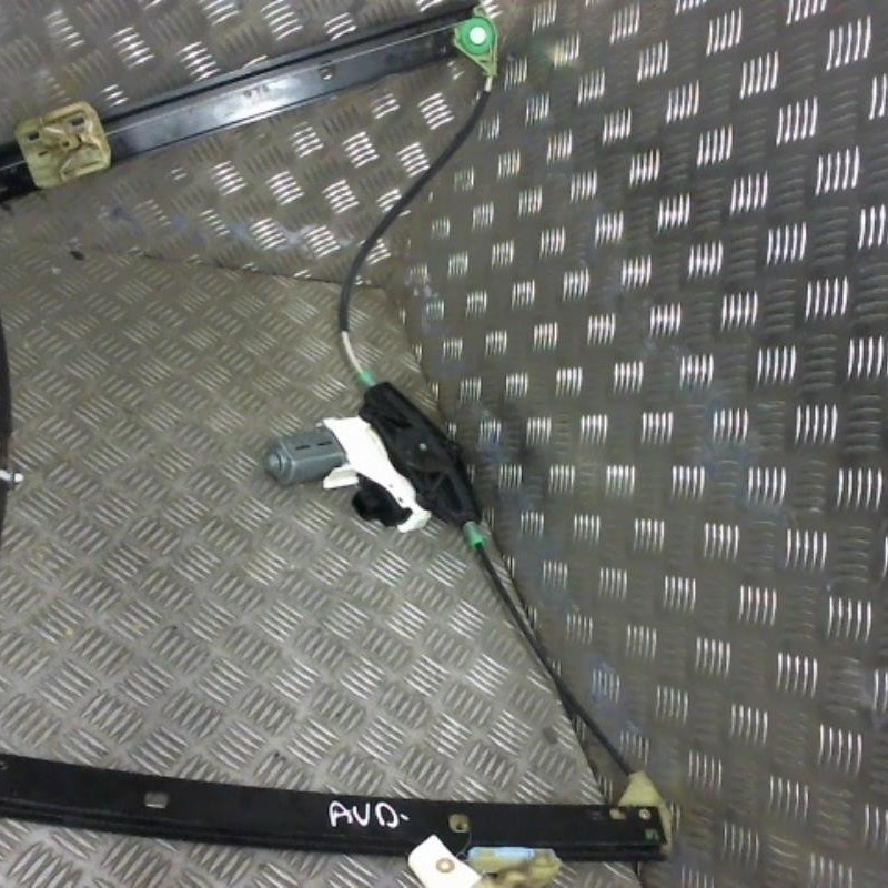 Leve vitre electrique avant droit AUDI A4 3 Photo n°1
