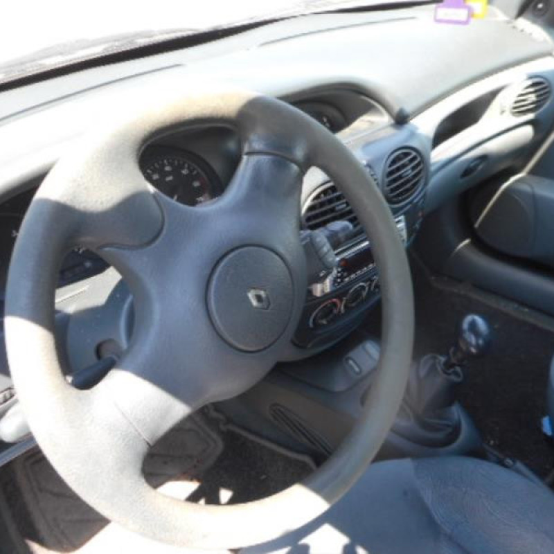 Malle/Hayon arriere RENAULT MEGANE 1 Photo n°8