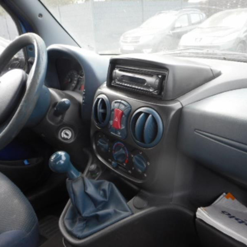 Porte avant gauche FIAT DOBLO 1 Photo n°7