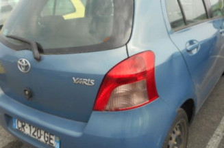 Bras essuie glace avant gauche TOYOTA YARIS 2