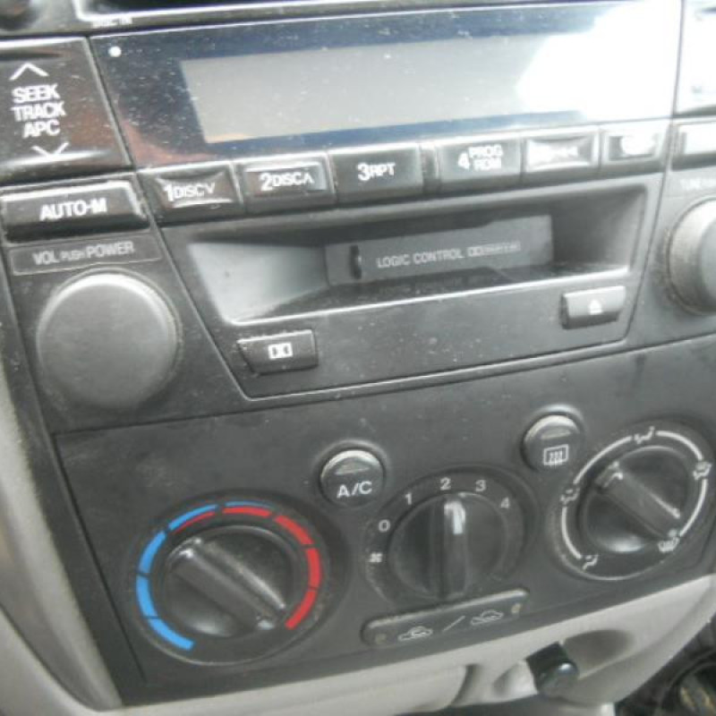 Autoradio d'origine MAZDA PREMACY Photo n°9