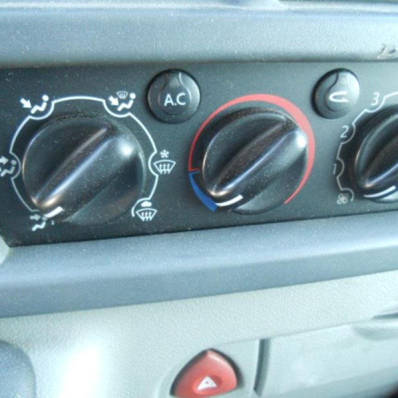 Aile avant gauche RENAULT MASTER 2 Photo n°9