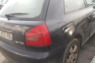 Retroviseur droit AUDI A3 1