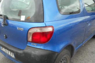Retroviseur droit TOYOTA YARIS 1