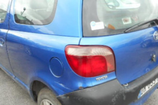 Retroviseur droit TOYOTA YARIS 1