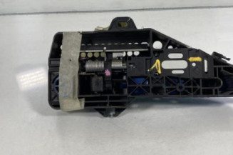 Poignee porte avant droit RENAULT CLIO 4
