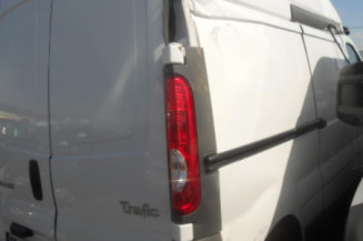 Serrure avant droit RENAULT TRAFIC 2