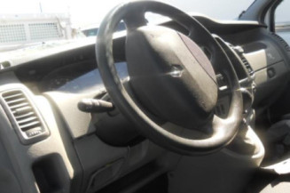 Serrure avant droit RENAULT TRAFIC 2