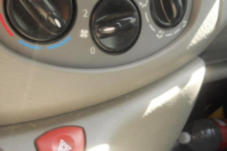 Serrure avant droit RENAULT TRAFIC 2
