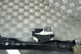 Leve vitre electrique avant gauche FIAT 500X Photo n°1
