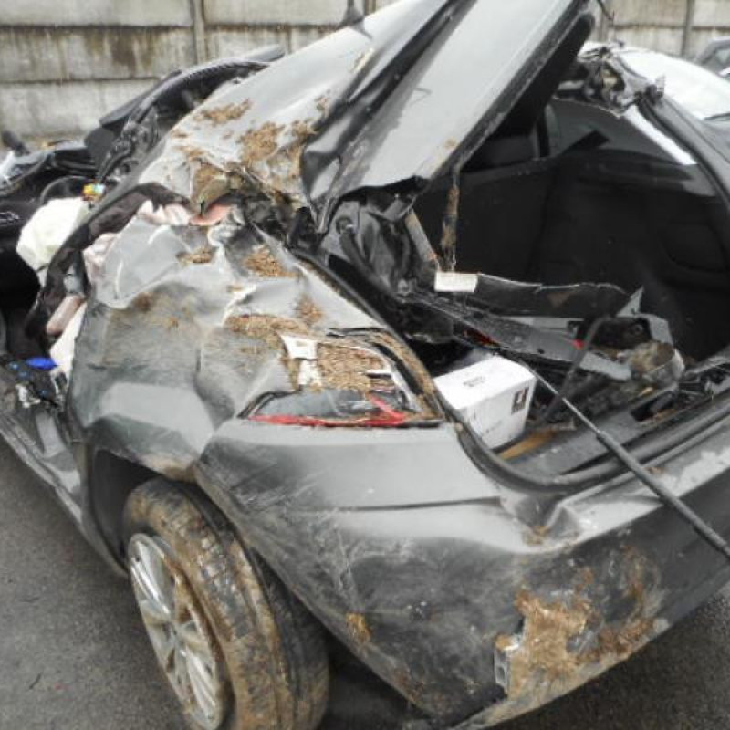 Serrure avant droit PEUGEOT 308 2 Photo n°6