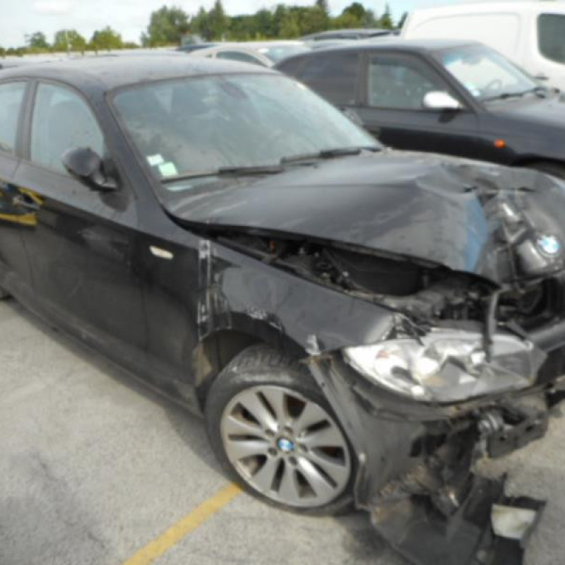 Boite a gants BMW SERIE 1 E87 Photo n°1
