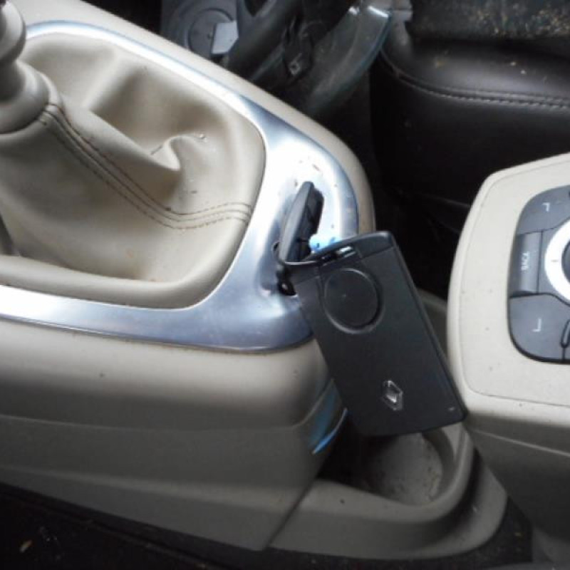 Lecteur de carte (neiman) RENAULT SCENIC 3 Photo n°10