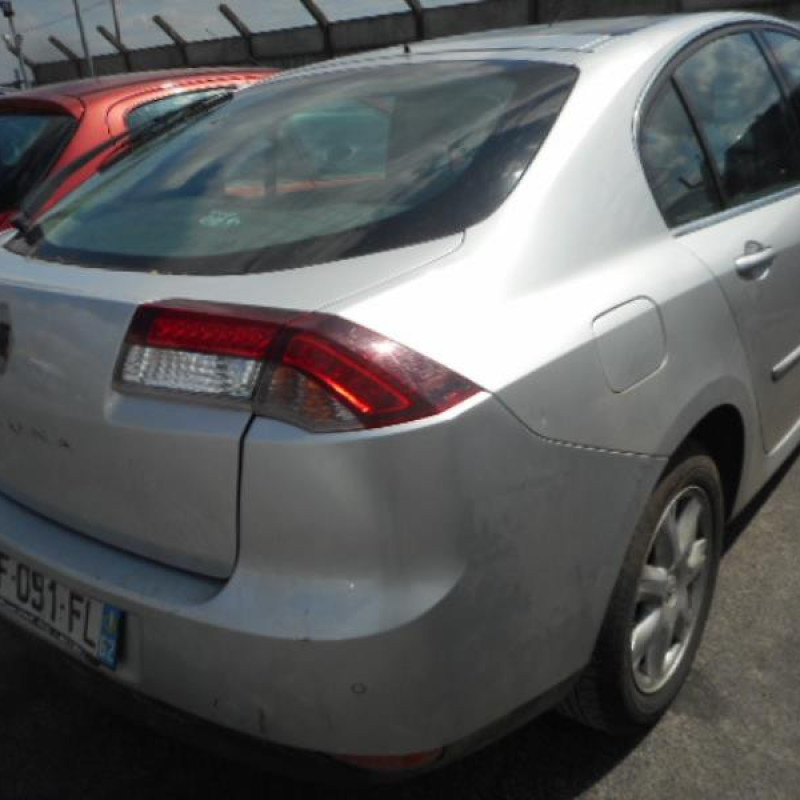 Poignee porte arriere gauche RENAULT LAGUNA 3 Photo n°7