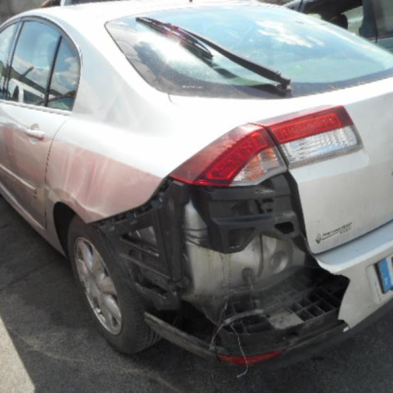 Poignee porte arriere gauche RENAULT LAGUNA 3 Photo n°8