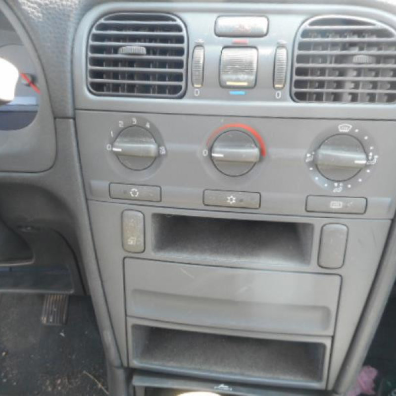 Retroviseur droit VOLVO S 40 1 Photo n°5