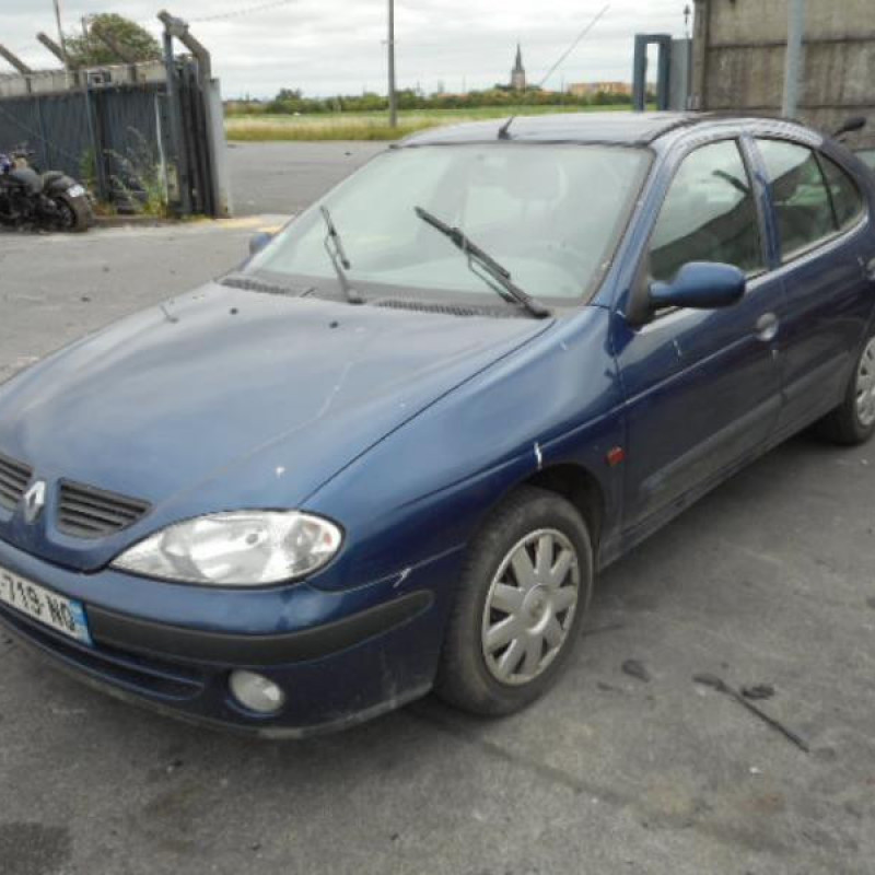 Retroviseur droit RENAULT MEGANE 1 Photo n°4