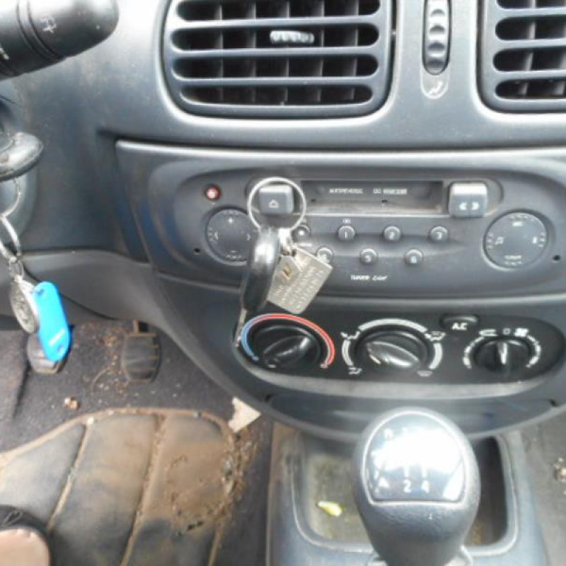 Retroviseur droit RENAULT MEGANE 1 Photo n°9