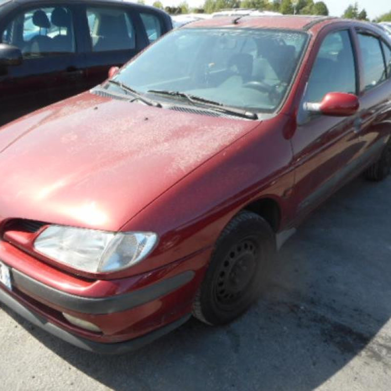 Optique avant secondaire gauche (feux)(clignotant) RENAULT MEGANE 1 Photo n°3
