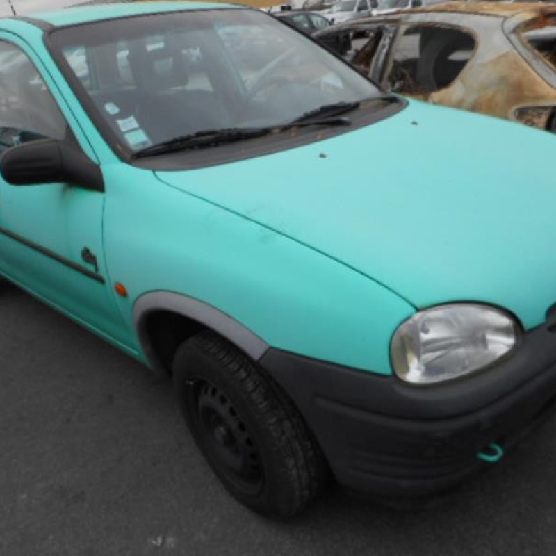 Alternateur OPEL CORSA B Photo n°5
