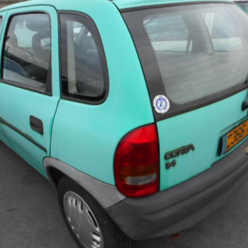 Alternateur OPEL CORSA B Photo n°7