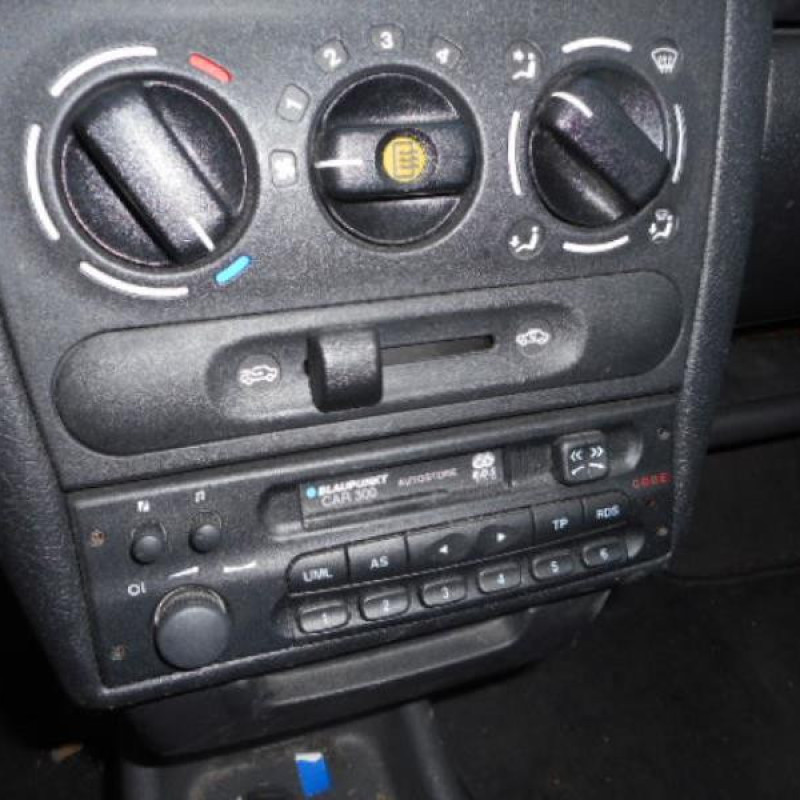 Alternateur OPEL CORSA B Photo n°9