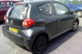 Porte avant droit TOYOTA AYGO 1