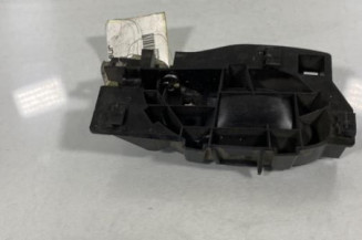 Poignee interieur avant gauche PEUGEOT 208 1