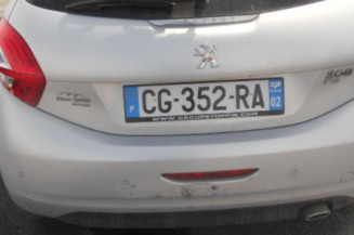 Poignee interieur avant gauche PEUGEOT 208 1