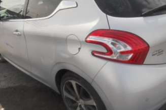 Poignee interieur avant gauche PEUGEOT 208 1