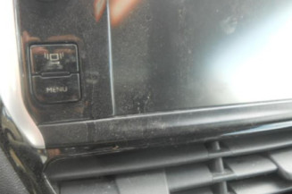 Poignee interieur avant gauche PEUGEOT 208 1