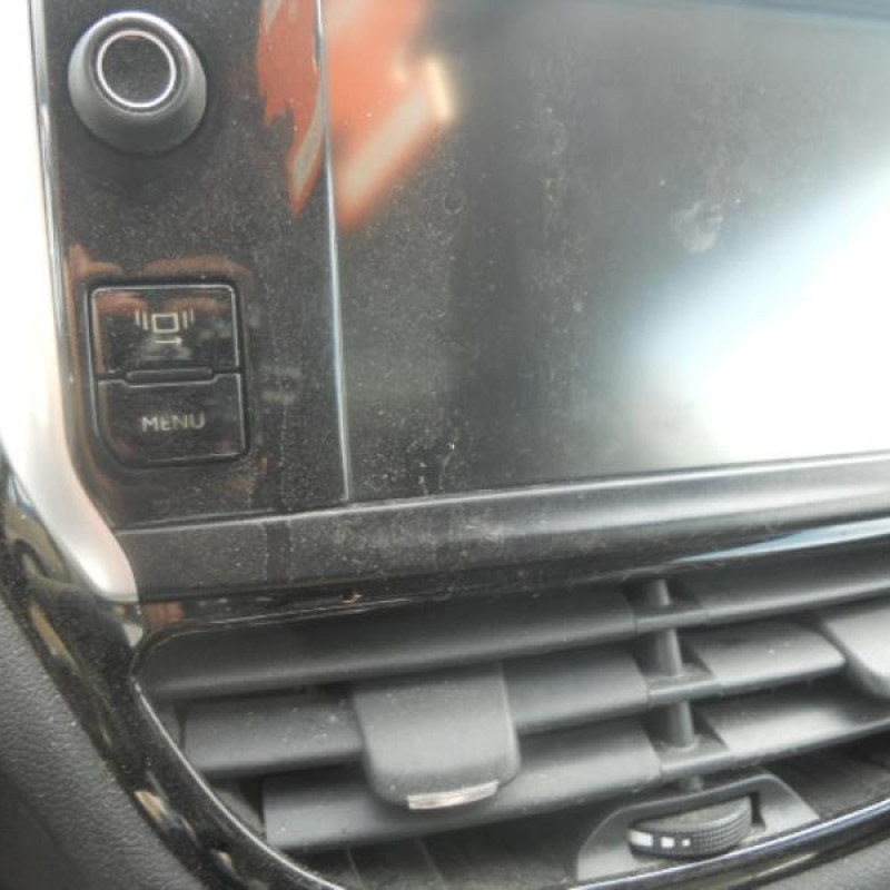 Poignee interieur avant gauche PEUGEOT 208 1 Photo n°12