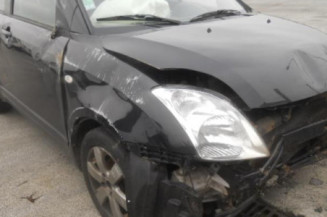 Leve vitre electrique avant droit SUZUKI SWIFT 3