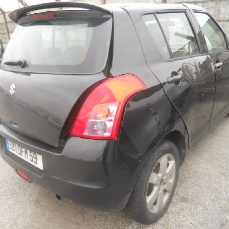 Leve vitre electrique avant droit SUZUKI SWIFT 3 Photo n°5