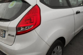 Poignee interieur avant gauche FORD FIESTA 6
