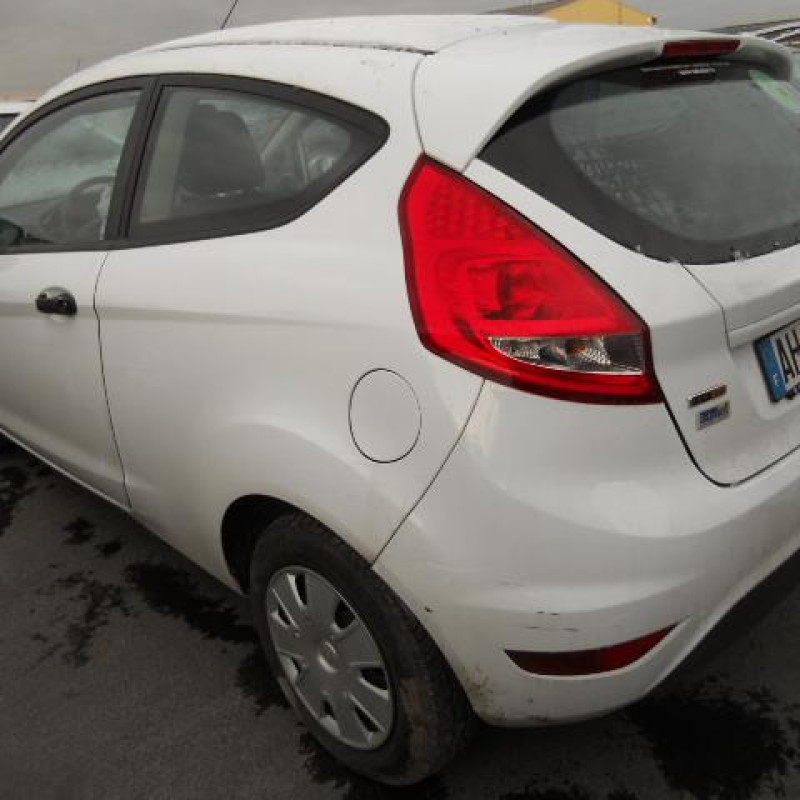 Poignee interieur avant gauche FORD FIESTA 6 Photo n°8
