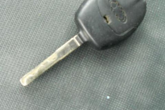 Poignee interieur avant gauche FORD FIESTA 6